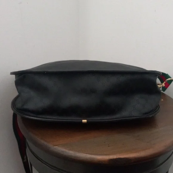 Authentic Vintage Gucci Interlocking GG Monogram Micro Guccissima Web Hobo Bag - Picture 6 of 10